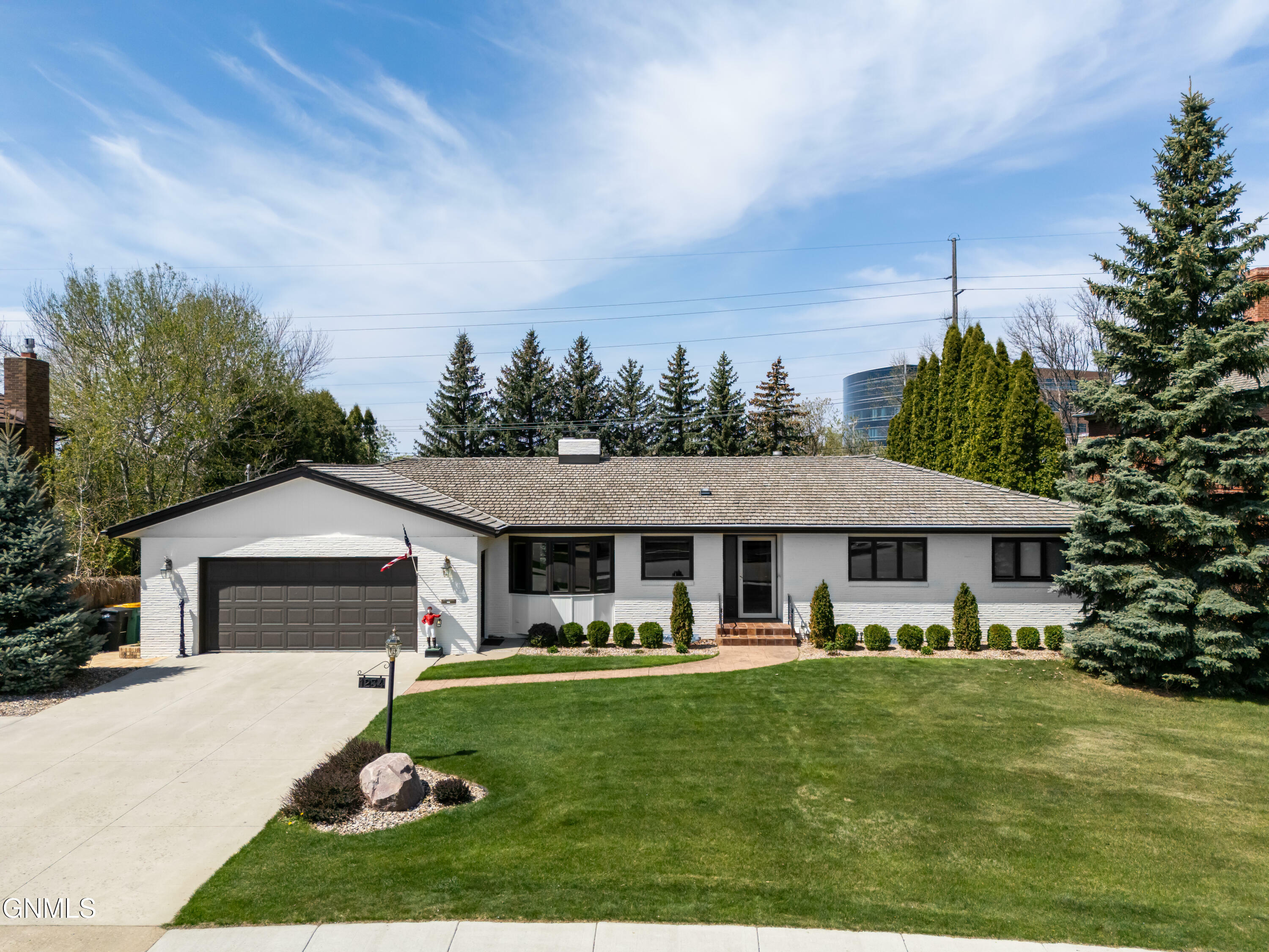 1234 Highland Acres Road  Bismarck ND 58501 photo