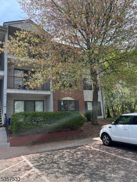 Property Photo: 96 Fisher Dr NJ 08823