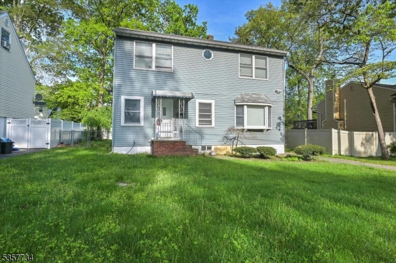 136 Maplewood Ave  Wayne Twp. NJ 07470 photo