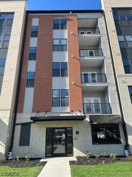 Property Photo: 1 Culvert Dr Unit107 NJ 08550