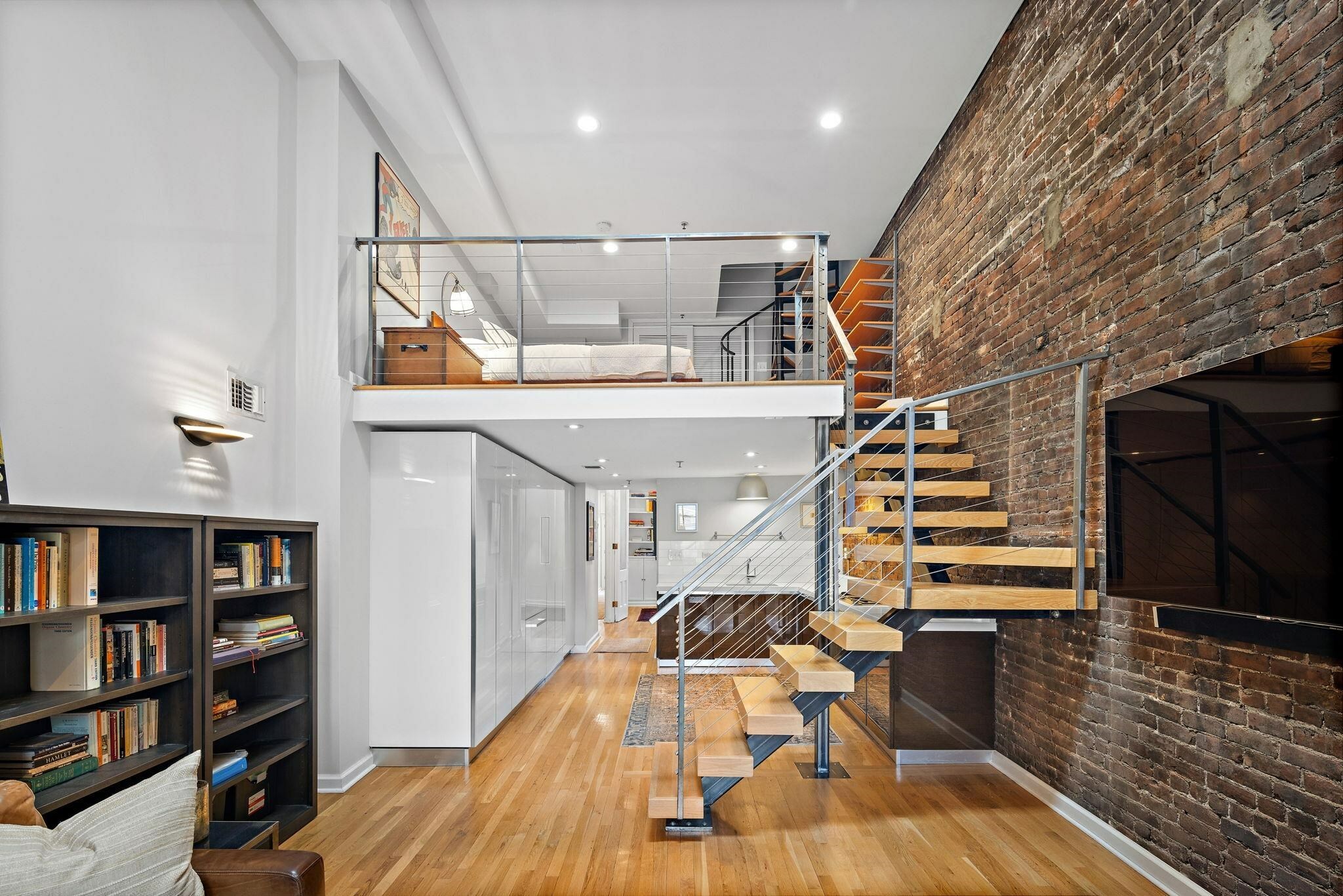 Property Photo: 1110 Hudson St 5B NJ 07030