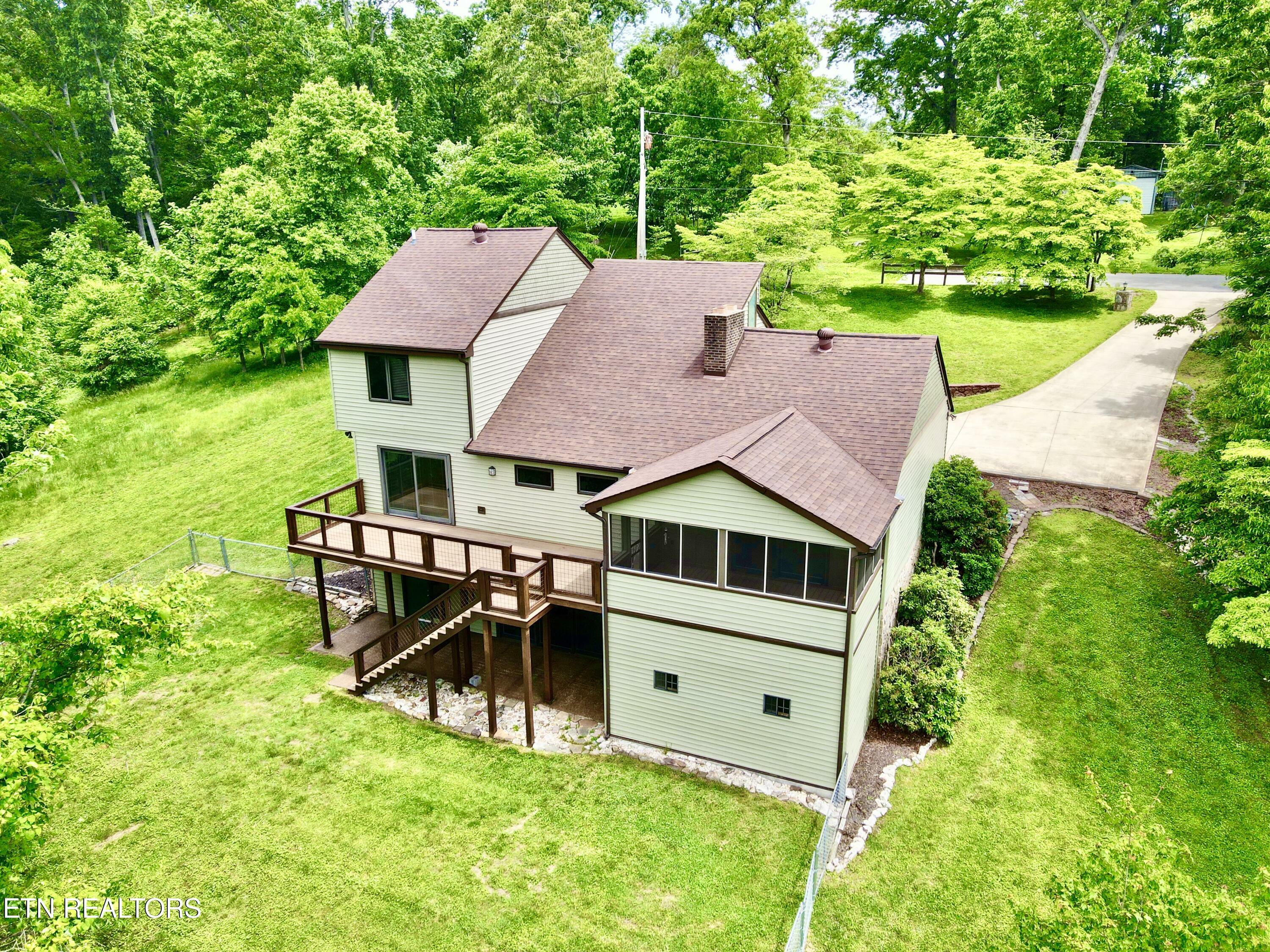 Property Photo: 721 Fan St TN 37879