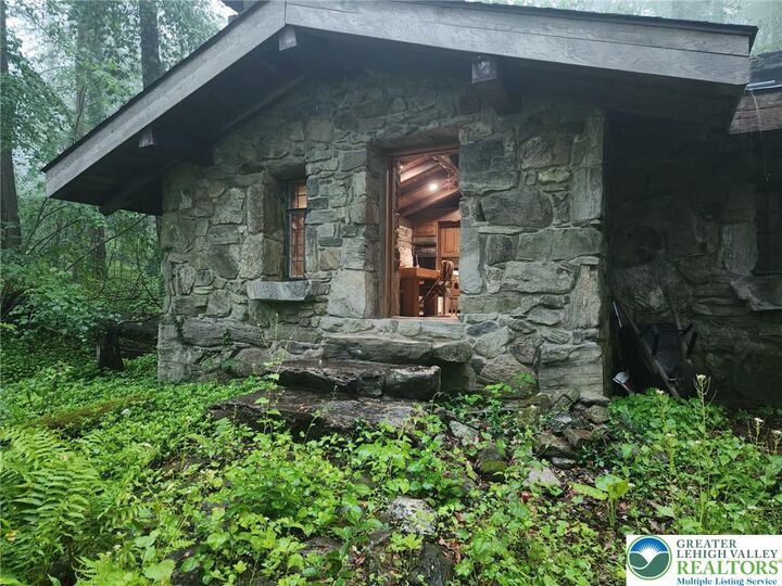 2244 Williams Church Road  Lower Saucon Twp PA 18055 photo