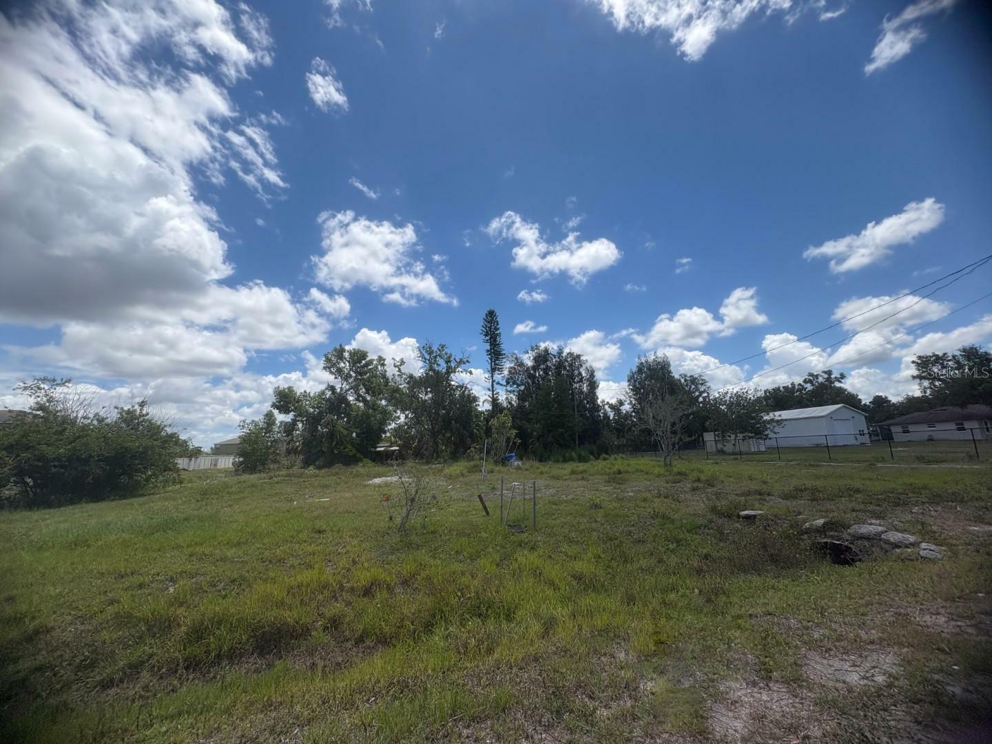 Property Photo: 2208 7th Street SW FL 33570