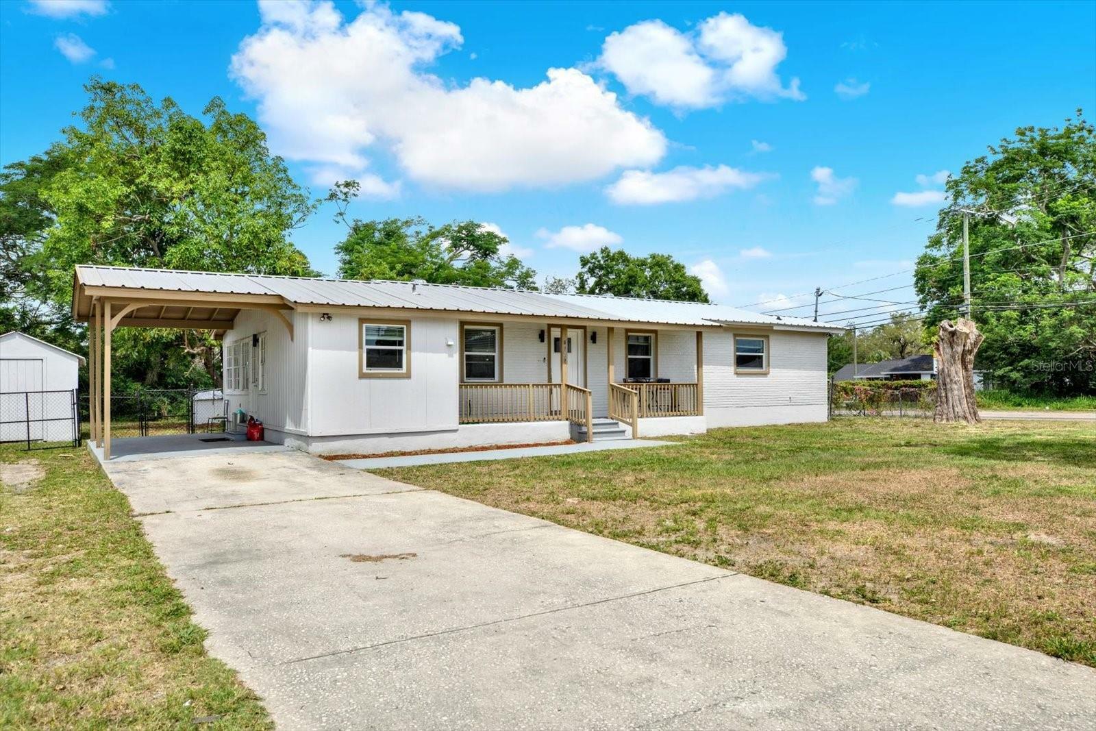 Property Photo: 6020 N 50th Street FL 33610
