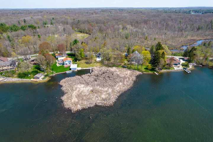 Property Photo:  9625 Lake Drive  MI 49332 