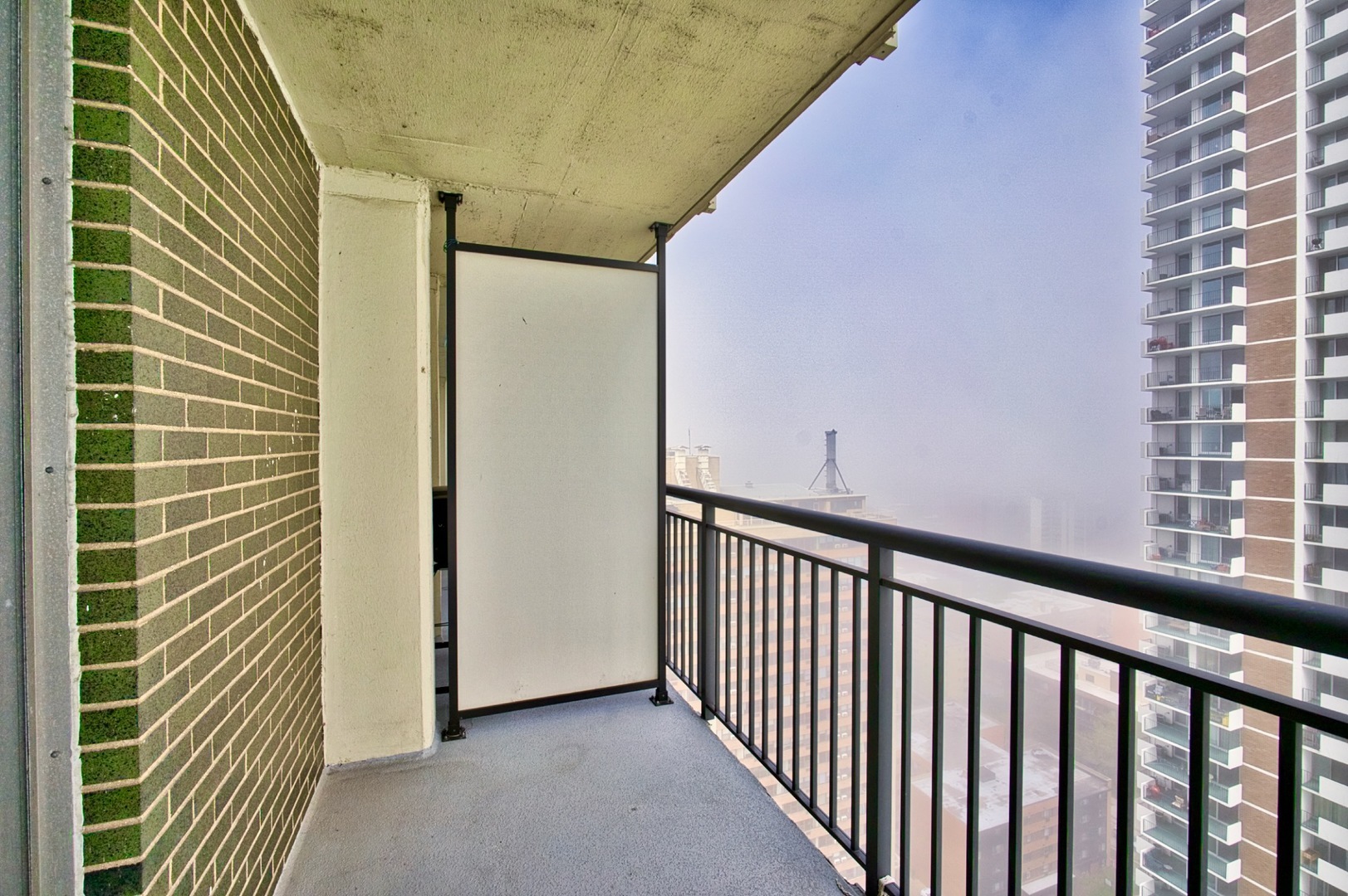 Property Photo: 6007 N Sheridan Road 25F IL 60660