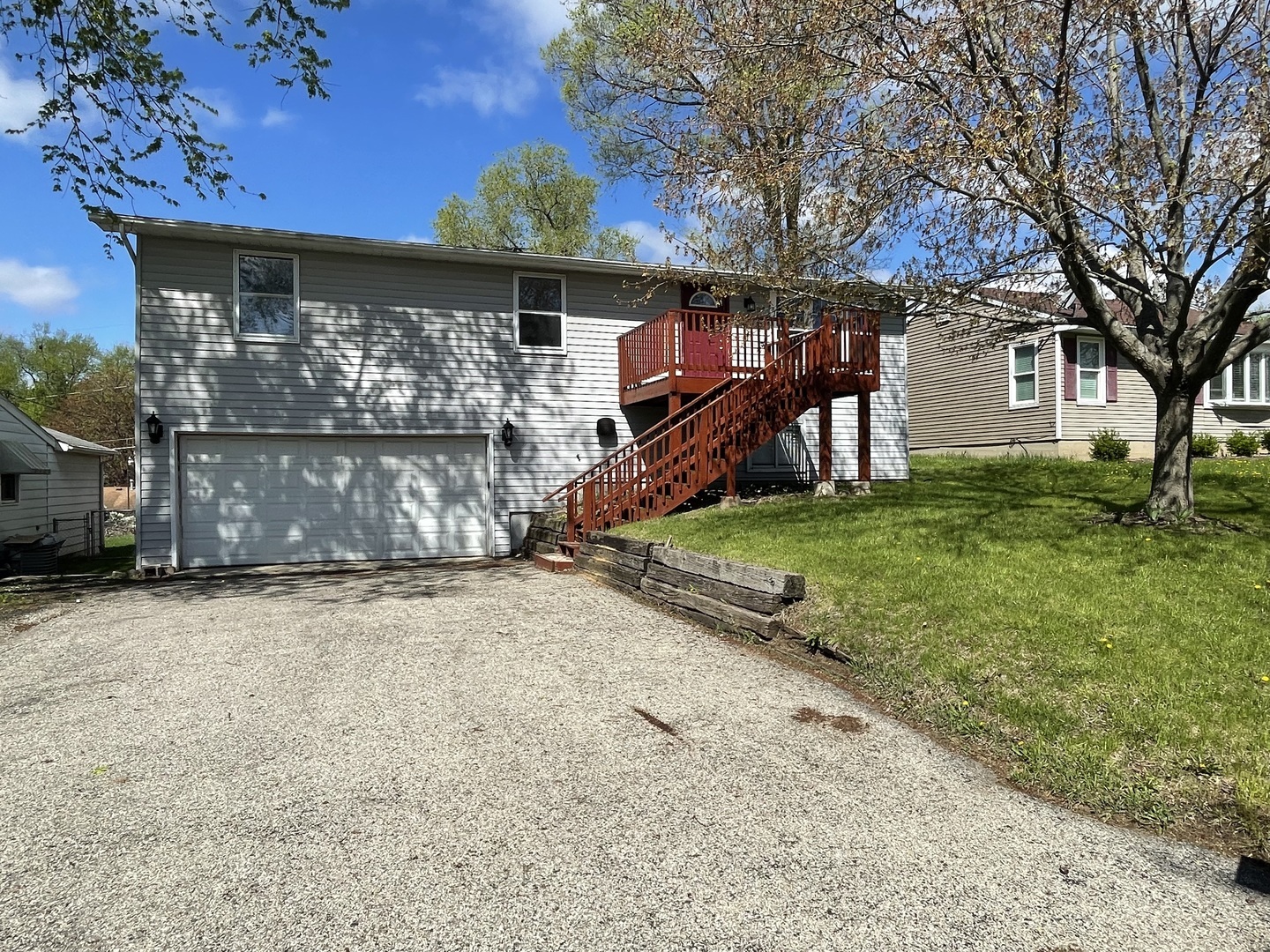 Property Photo: 5305 N Highland Drive IL 60050