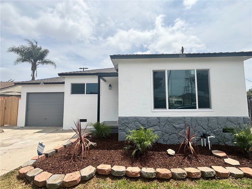 Property Photo: 14714 S Denver Avenue CA 90248