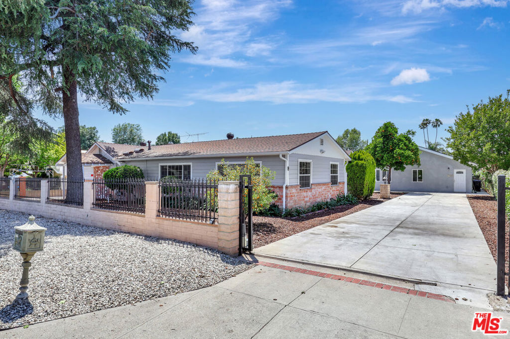 7445 Balcom Avenue  Reseda CA 91335 photo
