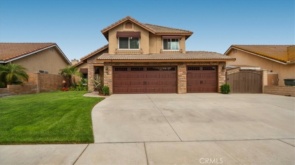 Property Photo: 13819 Dogwood Avenue CA 91710