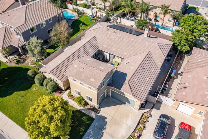 Property Photo: 7840 La Cresta Street CA 92346