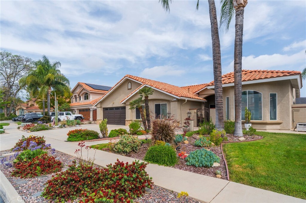 Property Photo: 751 Avenida Terrazo CA 92882