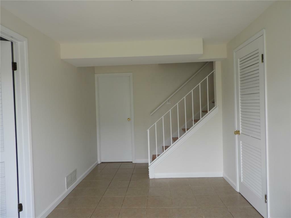 Property Photo: 807 Gaillard Court MO 63011