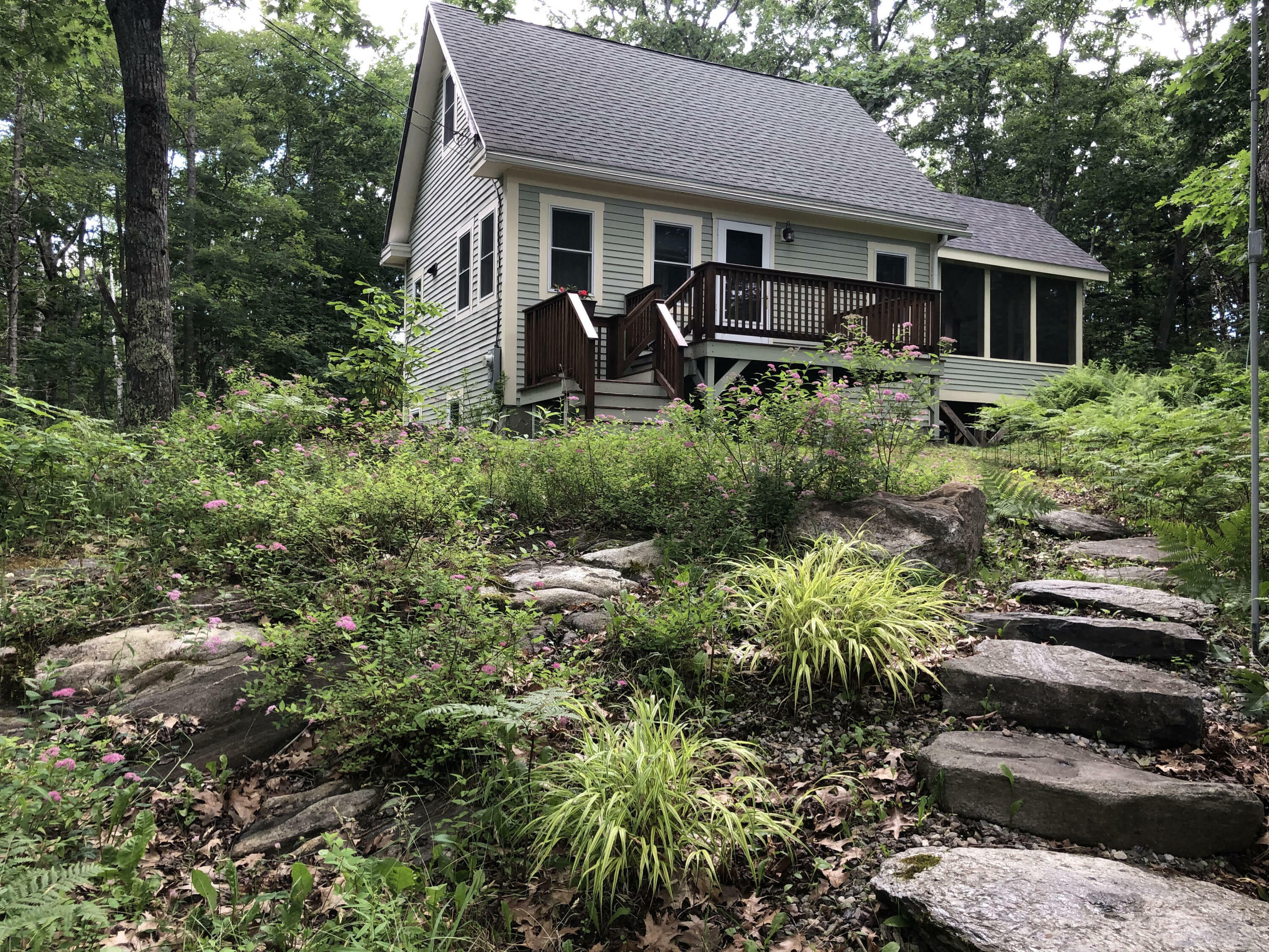 Property Photo:  1157 Back Cove  ME 04572 