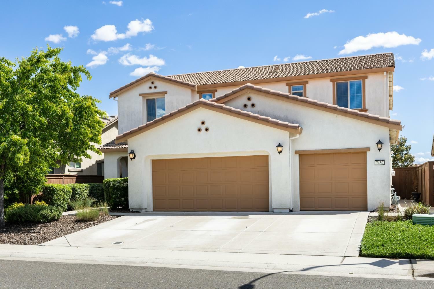 7450 Hanfield Drive  Sacramento CA 95829 photo