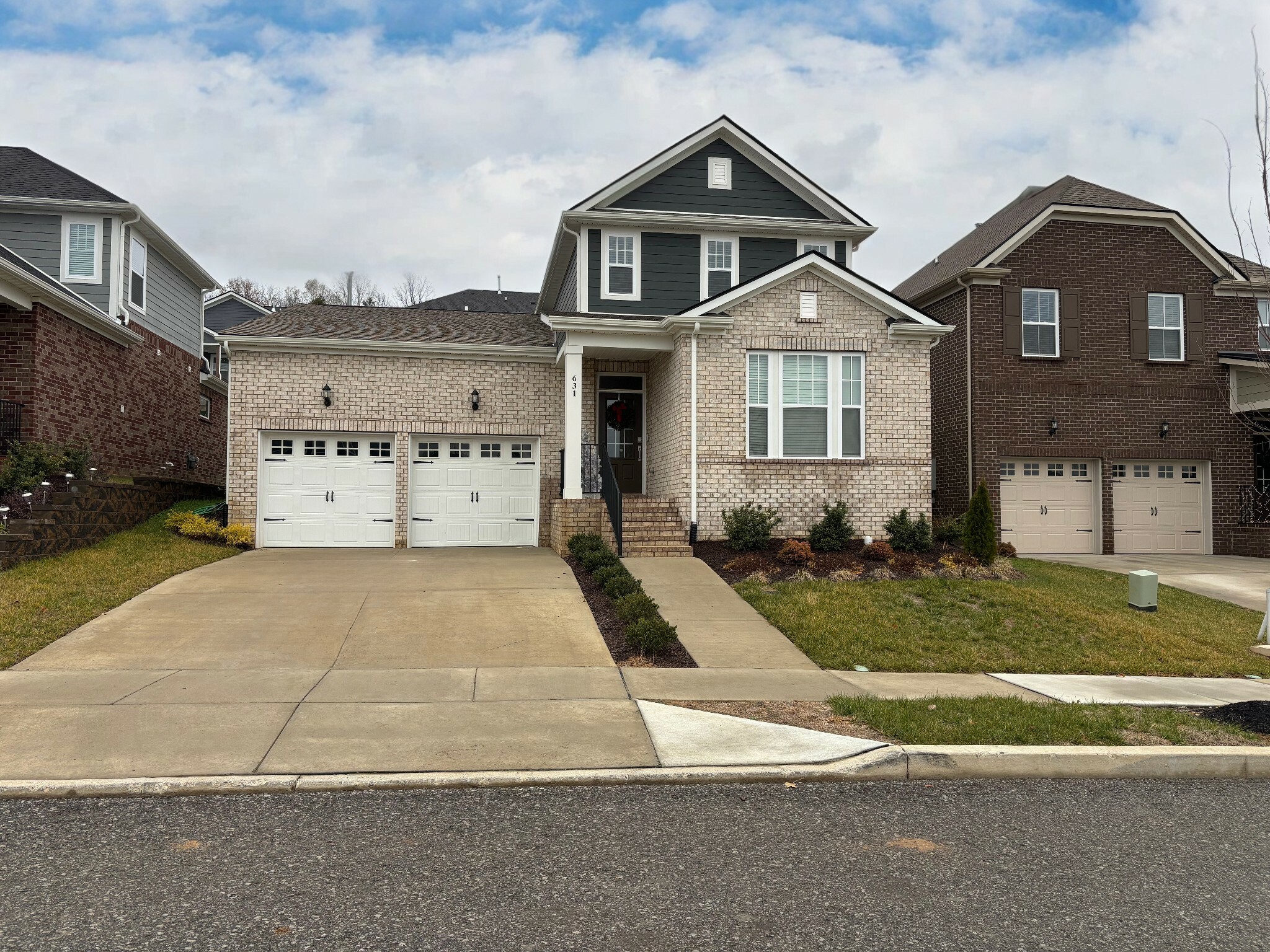 Property Photo: 631 Snap Dragon Ln TN 37075