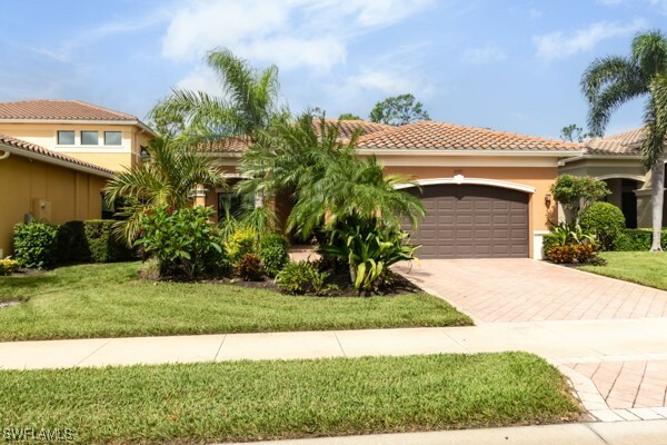 Property Photo: 3471 Pacific Drive FL 34119