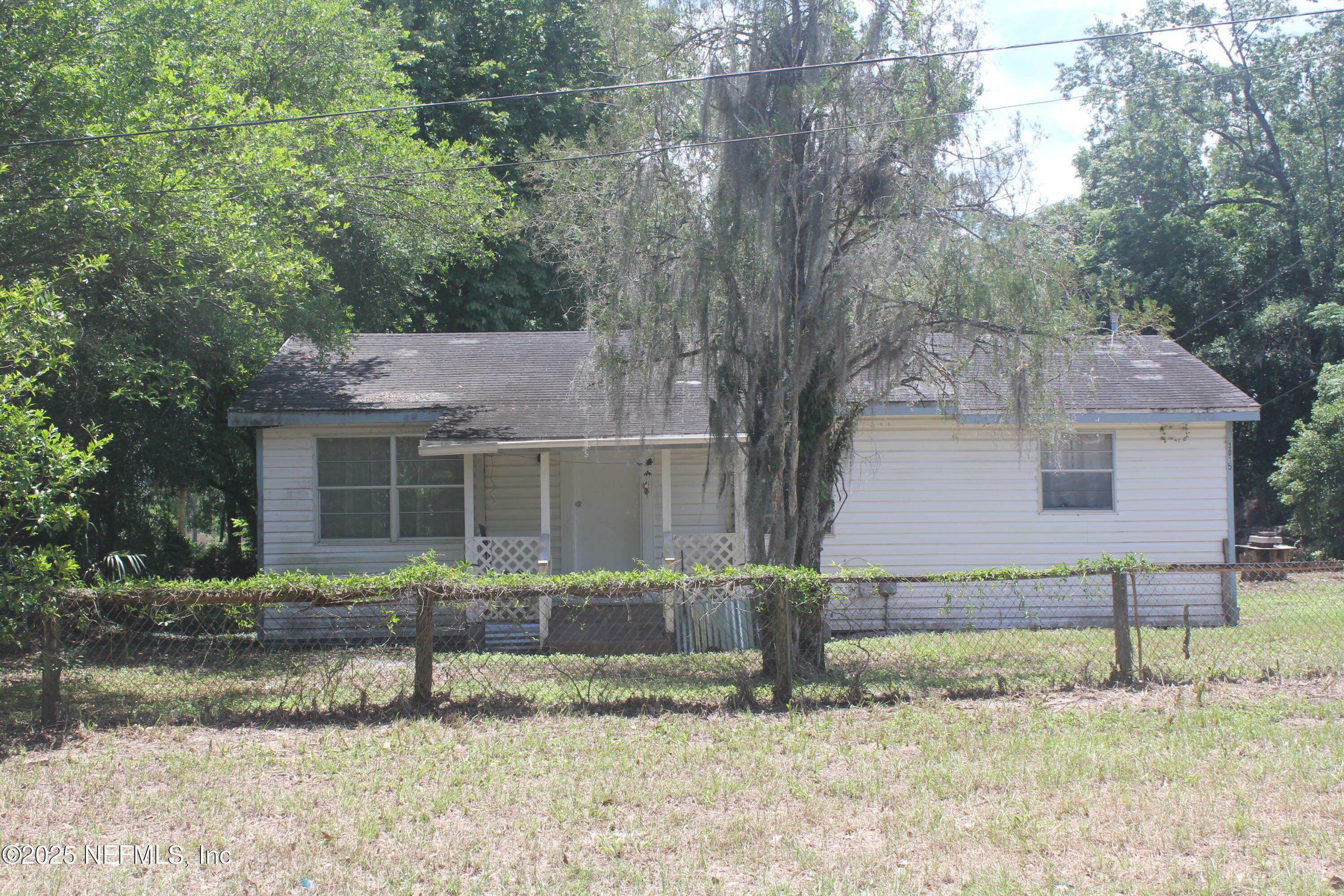 Property Photo: 3015 Druid Street FL 32177