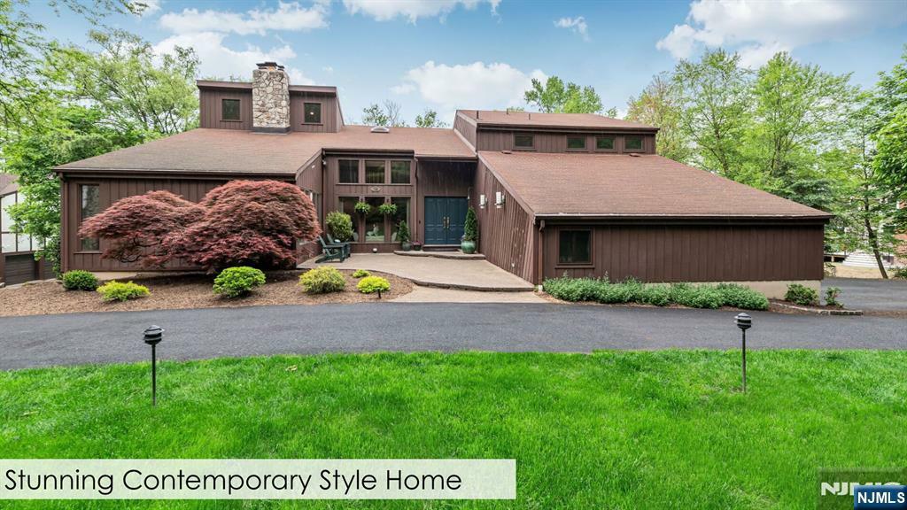 108 Buckhaven Hill  Upper Saddle River NJ 07458 photo