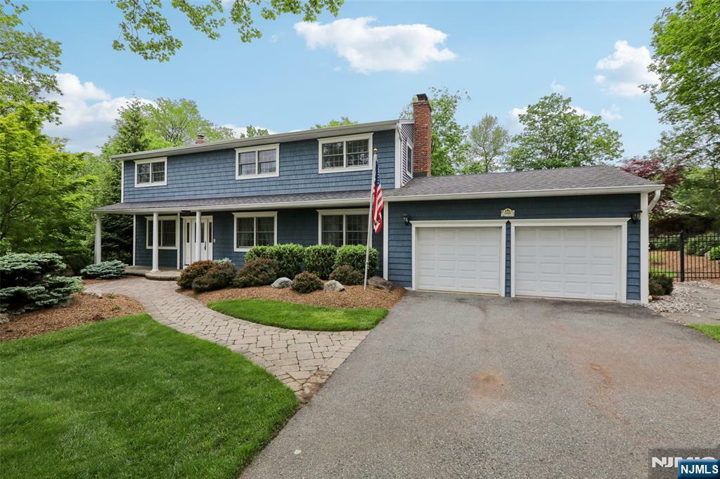 99 Algonquin Trail  Oakland NJ 07436 photo