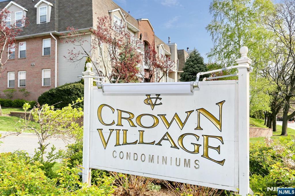 200 Crown Court 423  Edgewater NJ 07020 photo