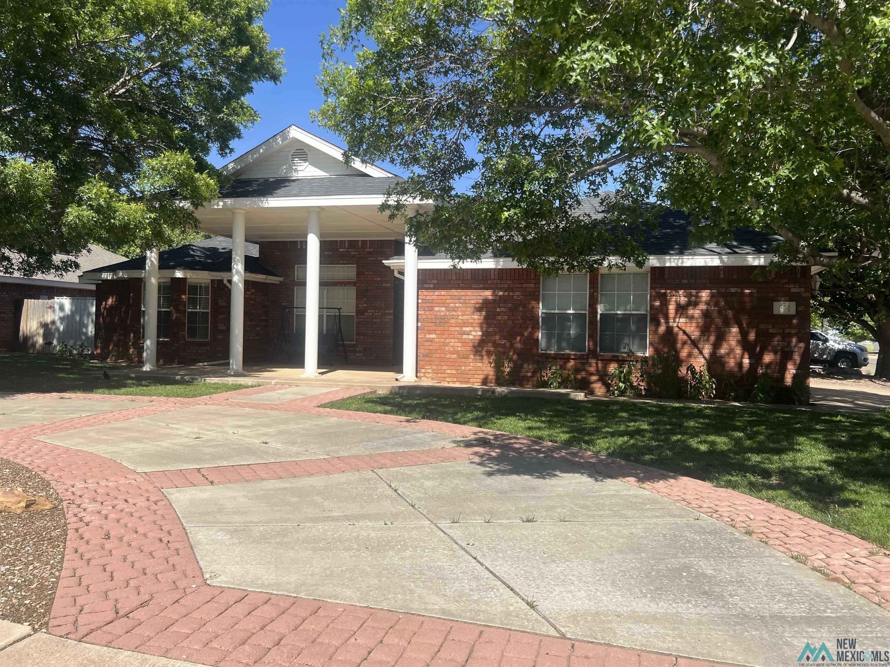 Property Photo:  601 Anthony Drive  NM 88101 