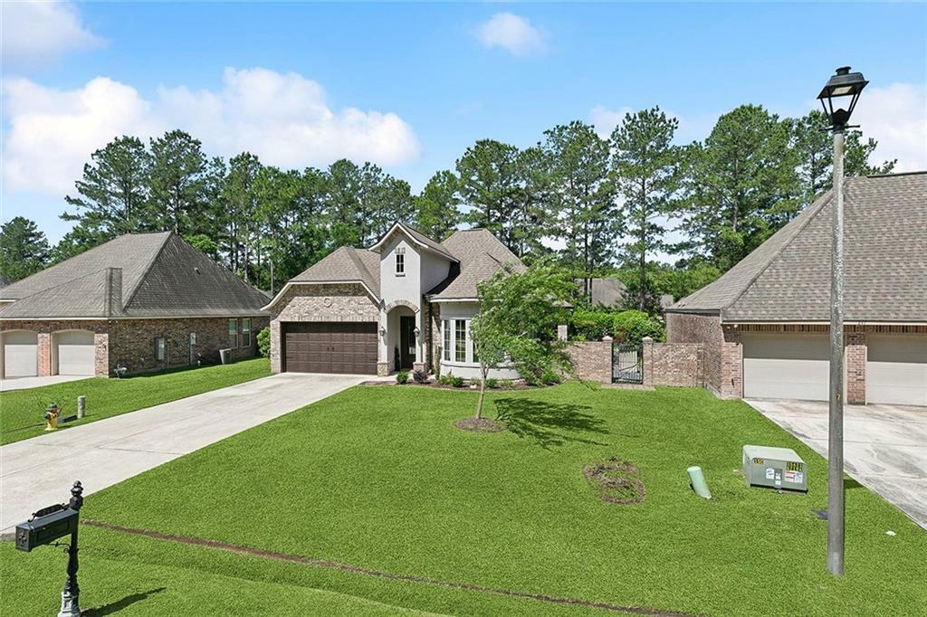 Property Photo: 243 Beebalm Circle LA 70435