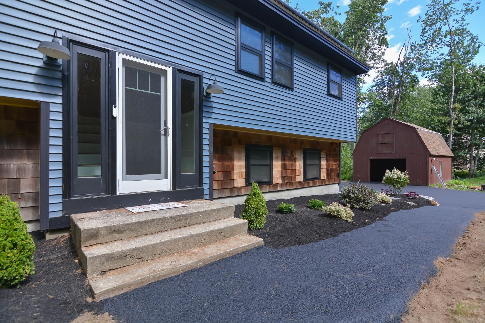 Property Photo: 41 Elk Drive NH 03110