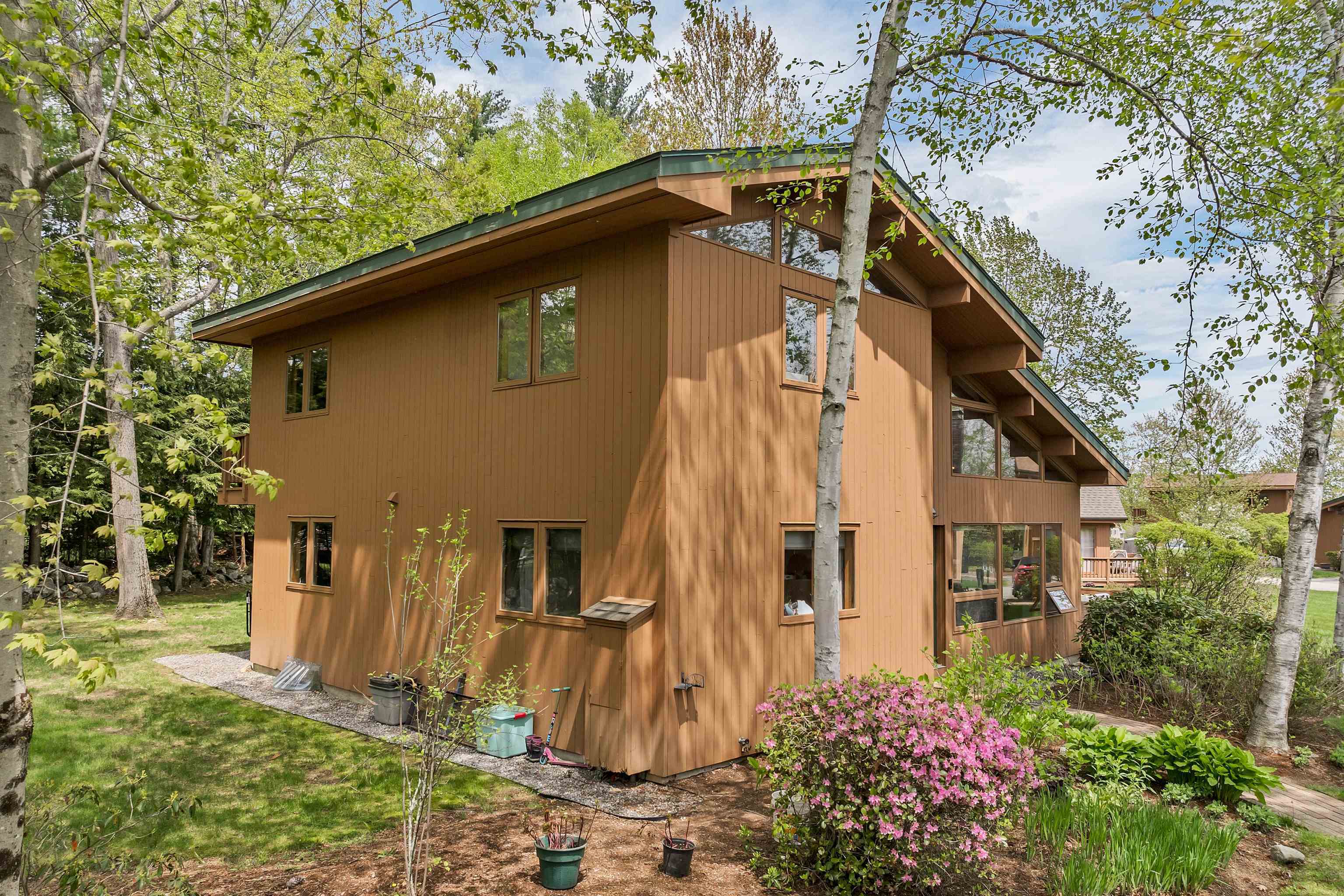 Property Photo: 7 Croft Way NH 03246