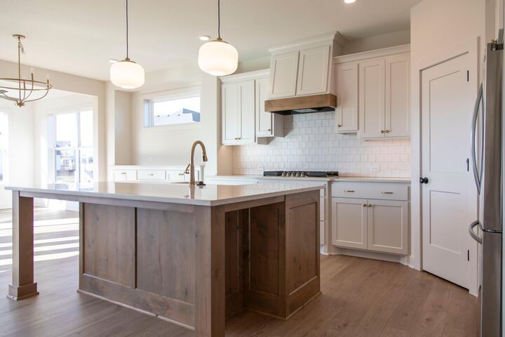 Property Photo:  14523 Kingsview Lane N  MN 55327 