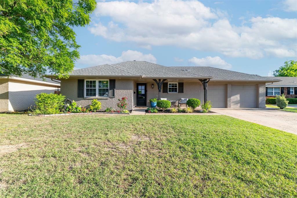 Property Photo: 3016 Orlando Road OK 73120