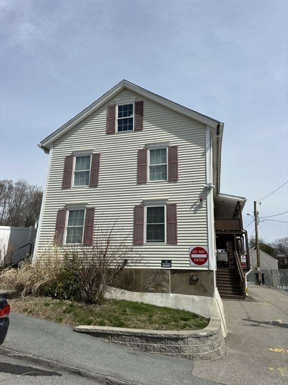 6 Milton St  Worcester MA 01605 photo
