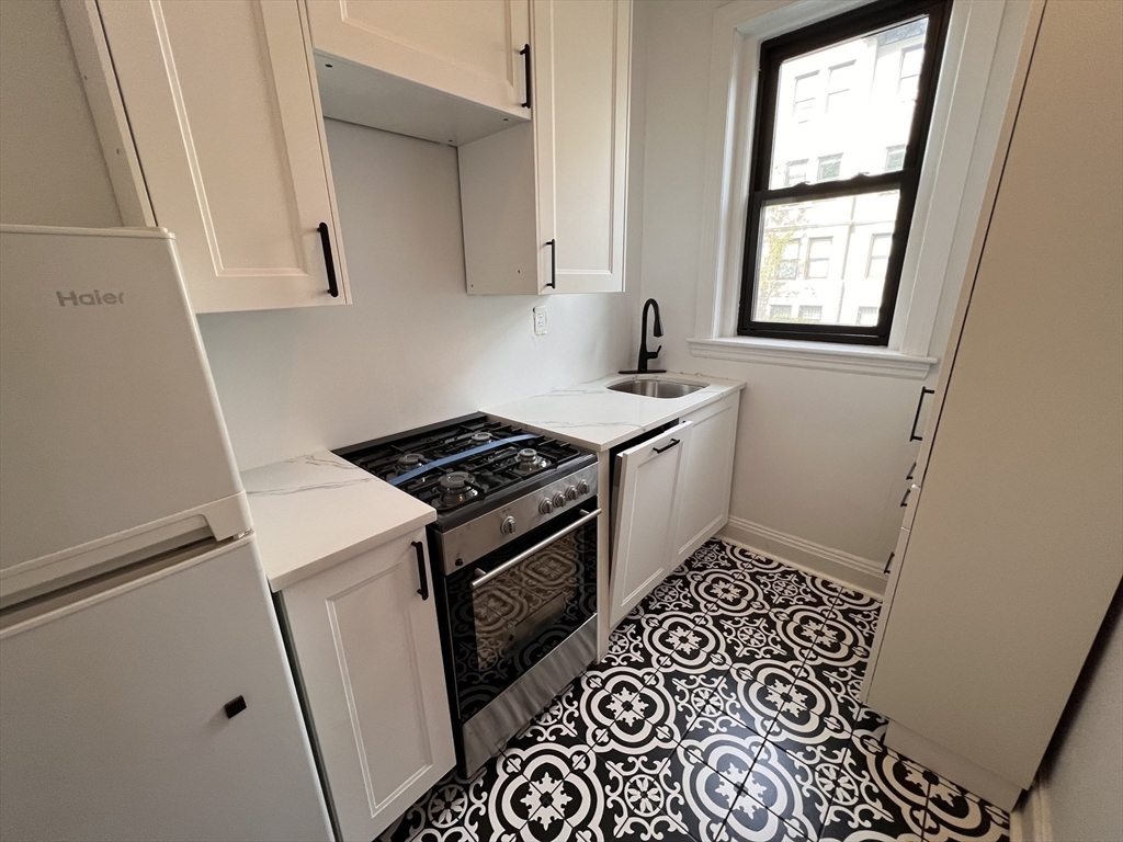 Property Photo: 39 Glenville Ave 3 MA 02134