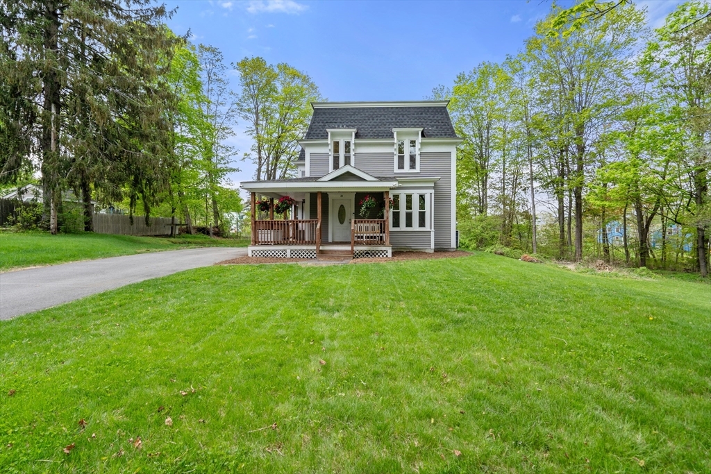 Property Photo: 23 Schoolhouse Rd MA 01468