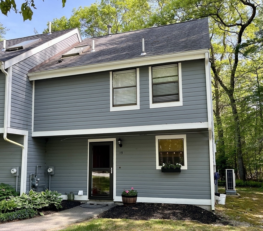 19 Greenwood Village St 19  Easton MA 02356 photo