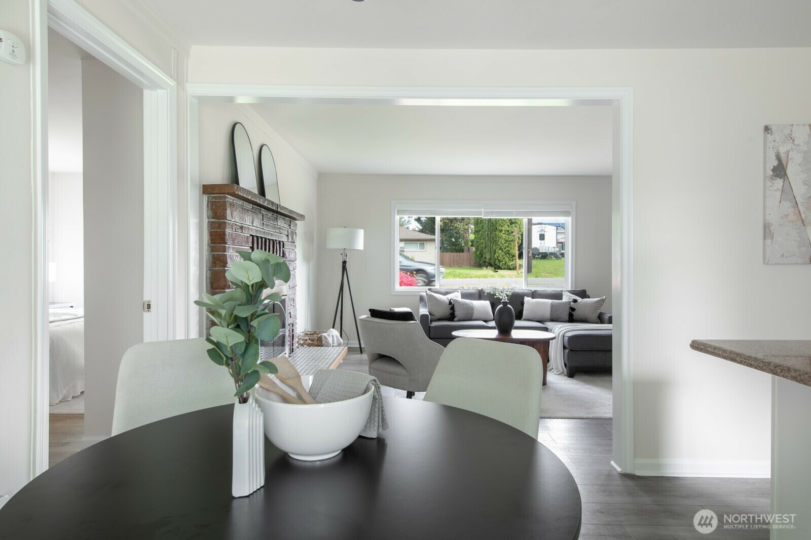 Property Photo: 11519 SE 169th Street WA 98055