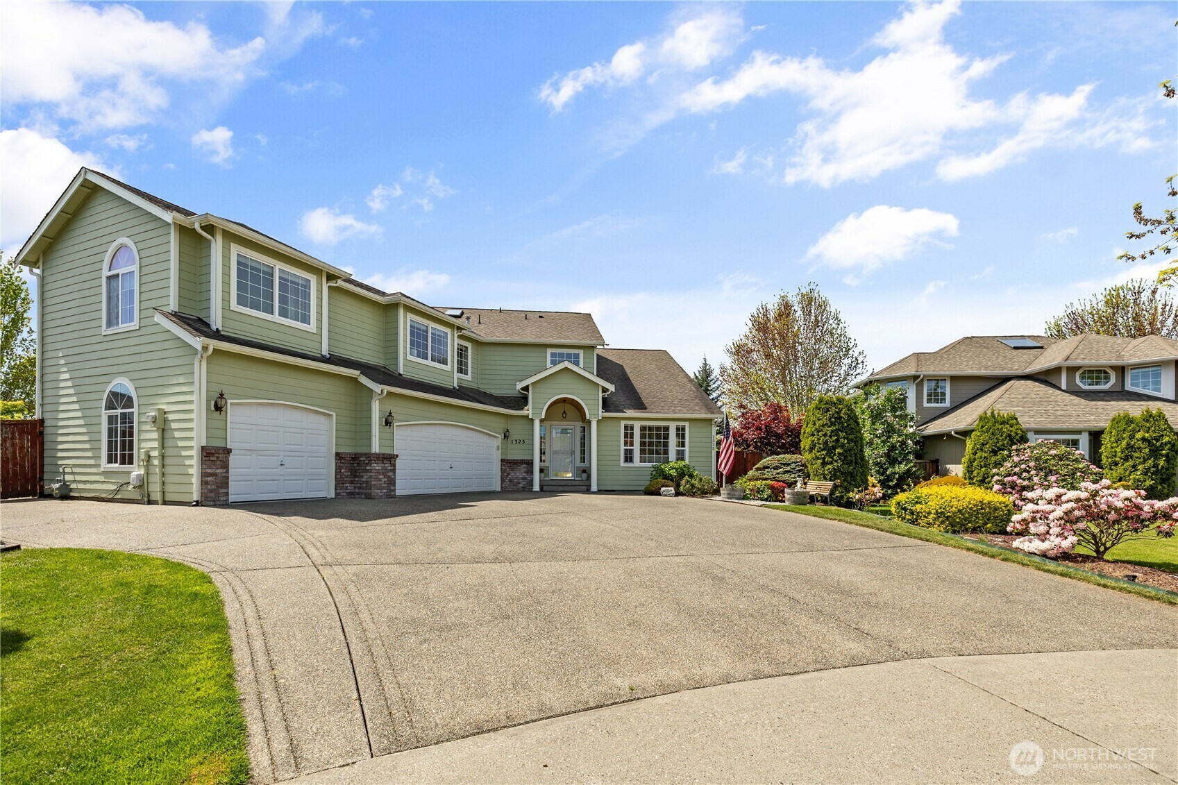 Property Photo: 1325 Olsen Avenue WA 98321
