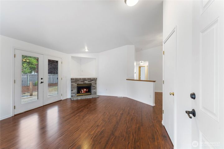 Property Photo: 12801 95th Avenue Ct E WA 98373