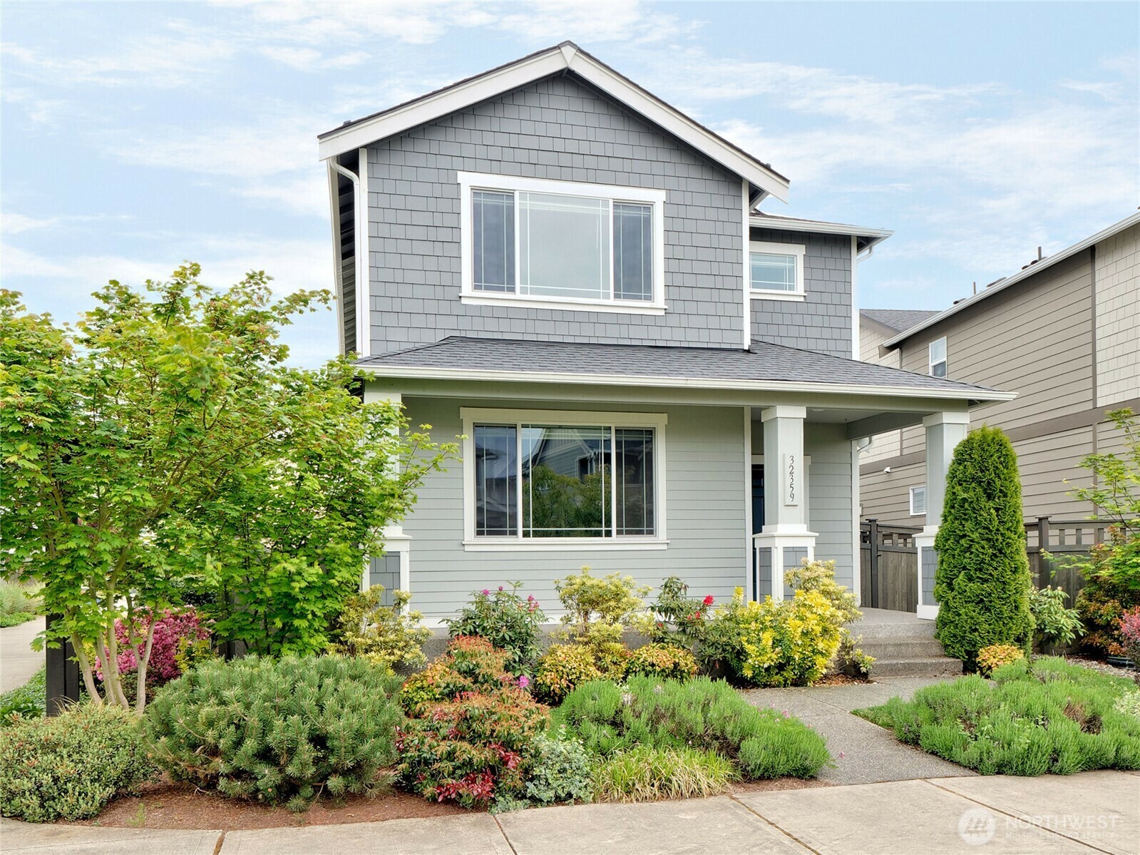 32359  Tolmie Lane  Black Diamond WA 98010 photo