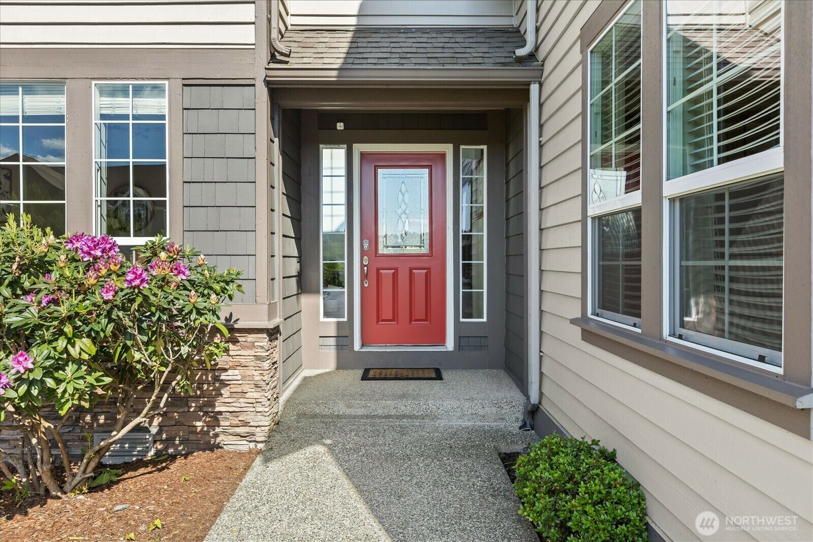 Property Photo: 18621 13th Drive SE WA 98012