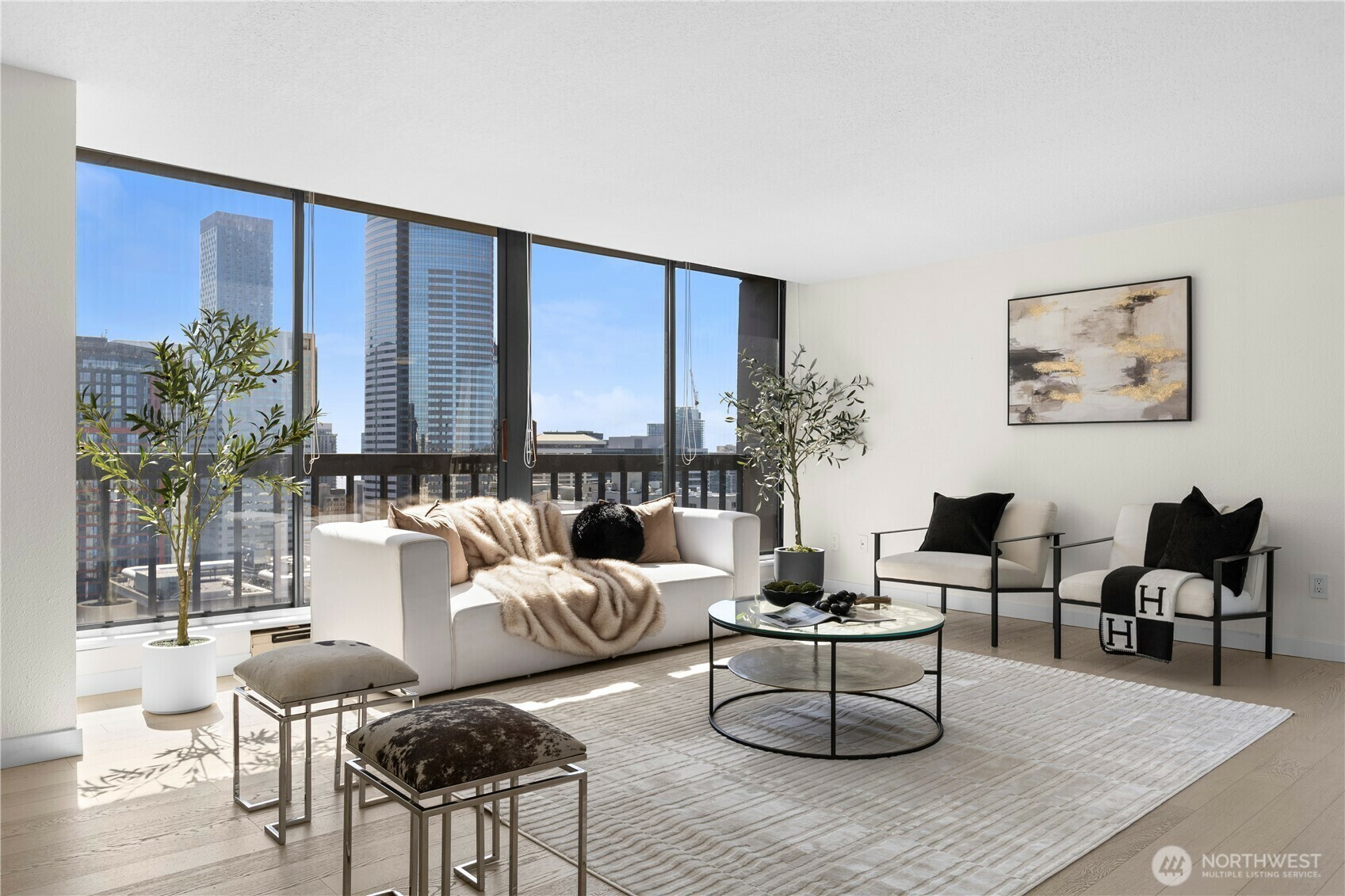 Property Photo: 1101 Seneca Street 1702 WA 98101