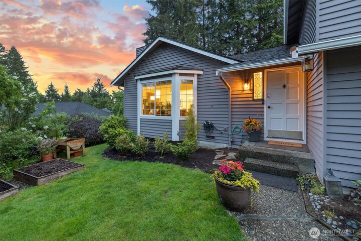 Property Photo:  18221 NE 108th Court  WA 98052 