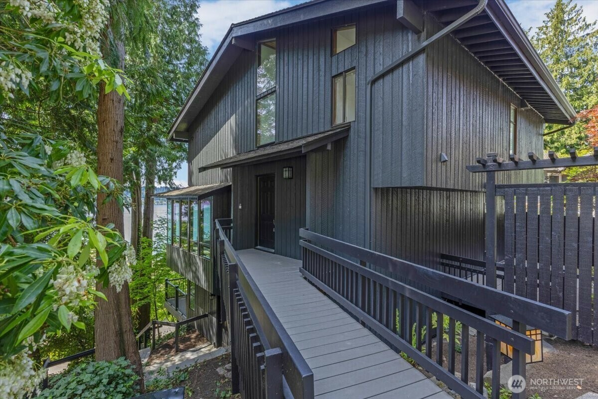 Property Photo: 16015 Inglewood Road NE WA 98028