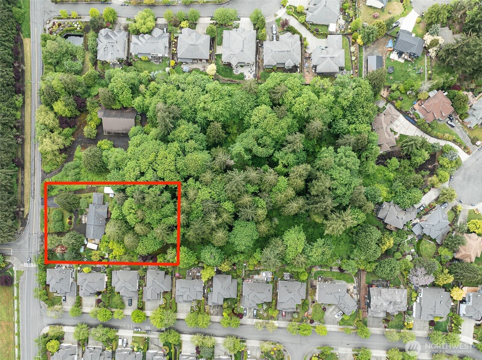 Property Photo:  24127  19th Avenue SE  WA 98021 