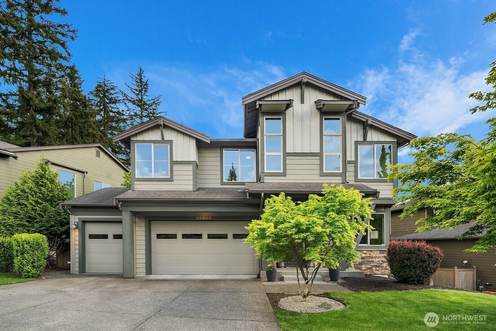 Property Photo: 4778 231st Place SE WA 98075