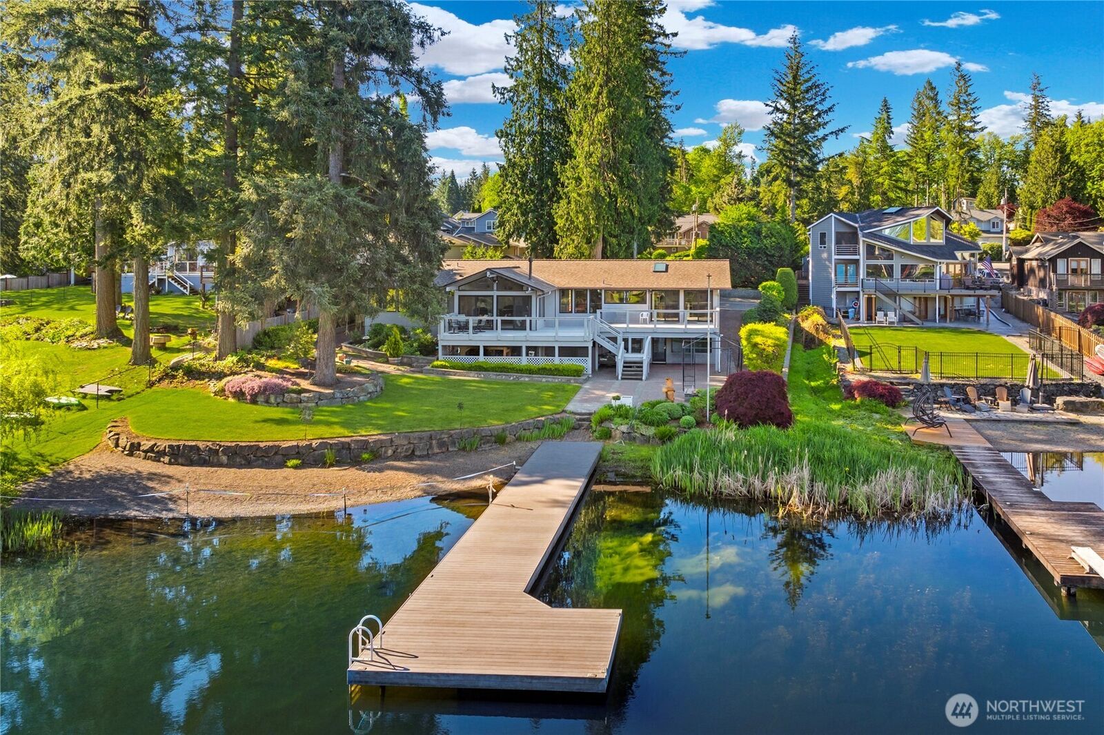 Property Photo: 21338 SE 265th Street WA 98038