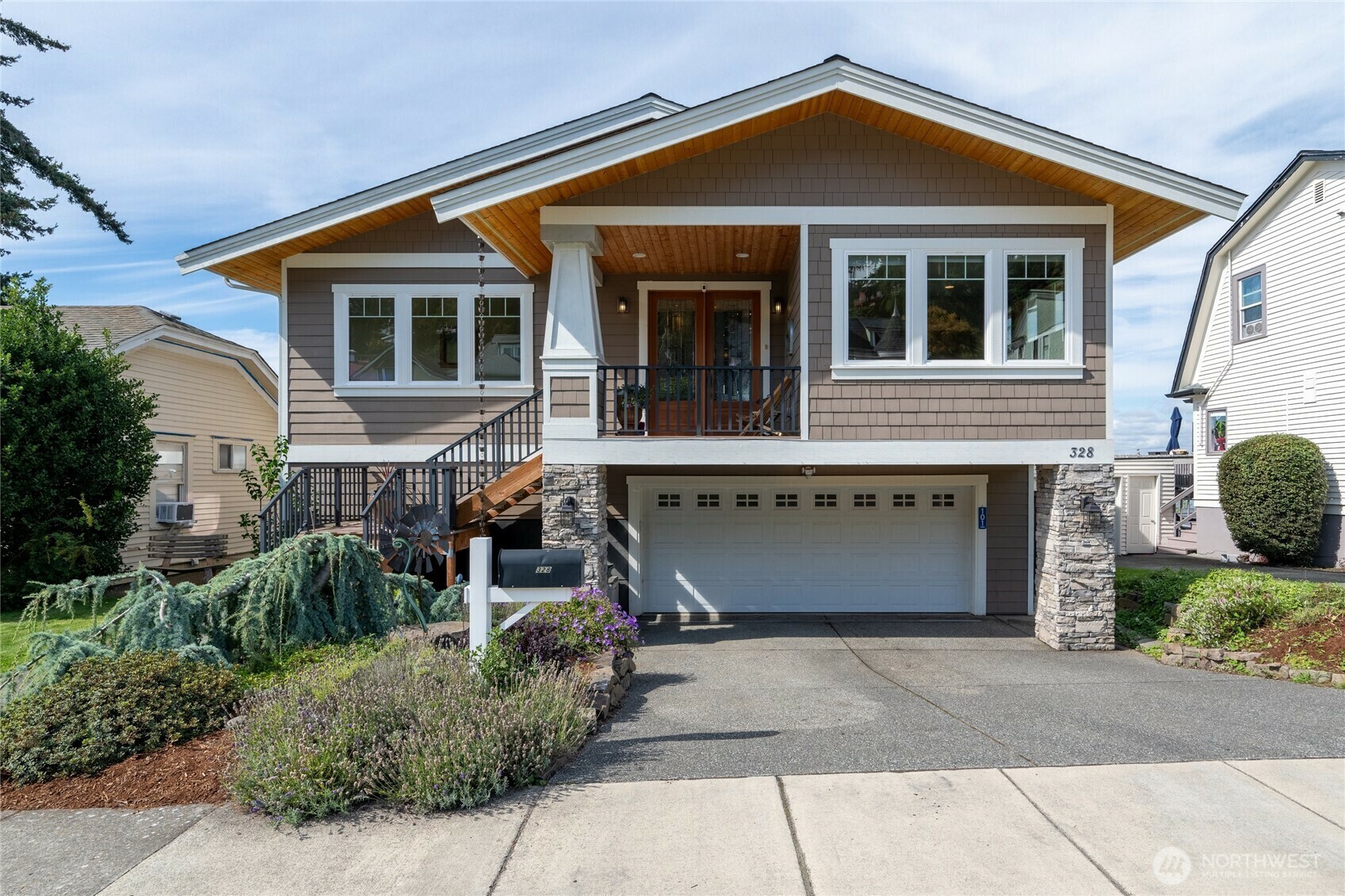 Property Photo: 328 S Forest Street WA 98225