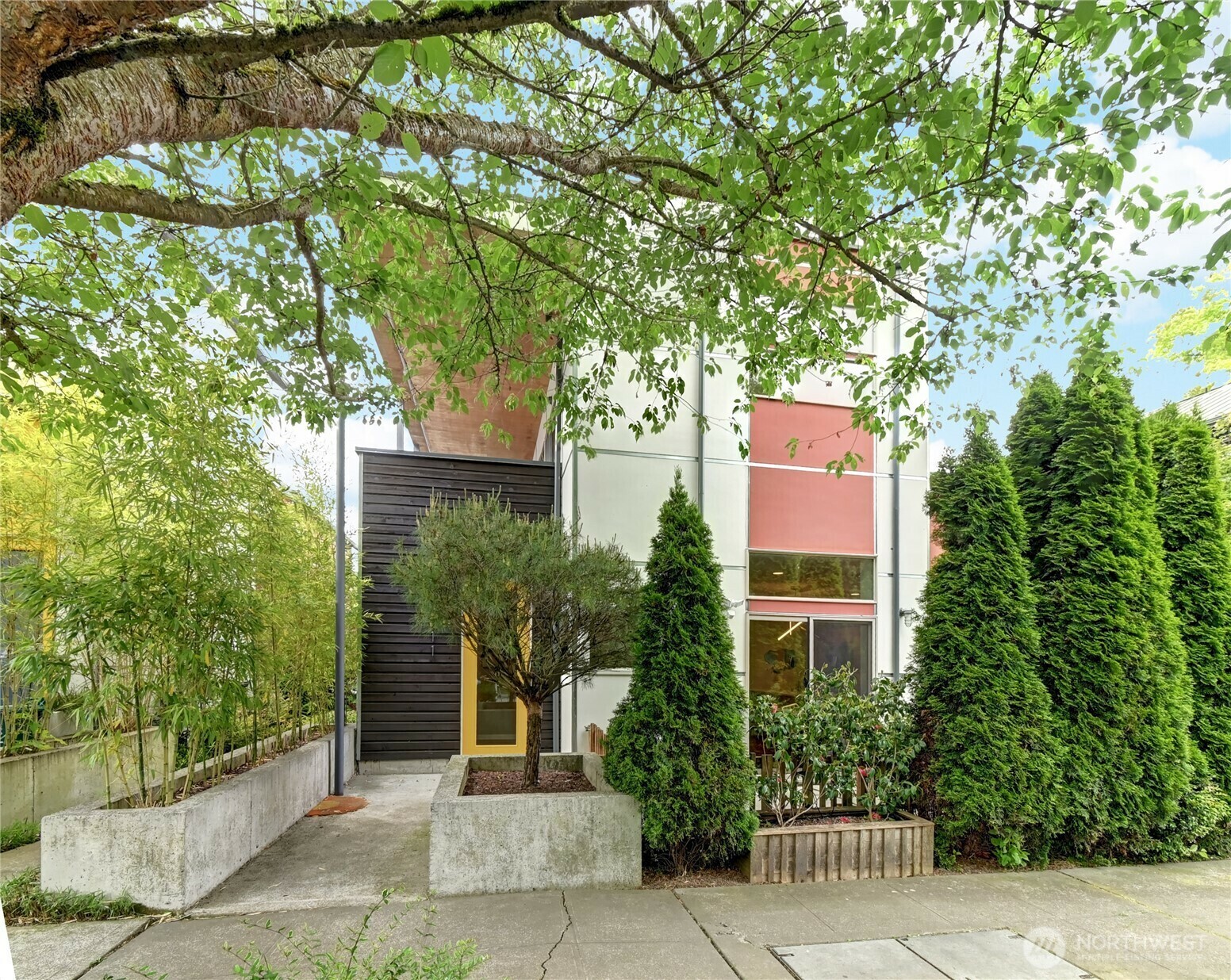 Property Photo: 4511 Renton Avenue S WA 98108