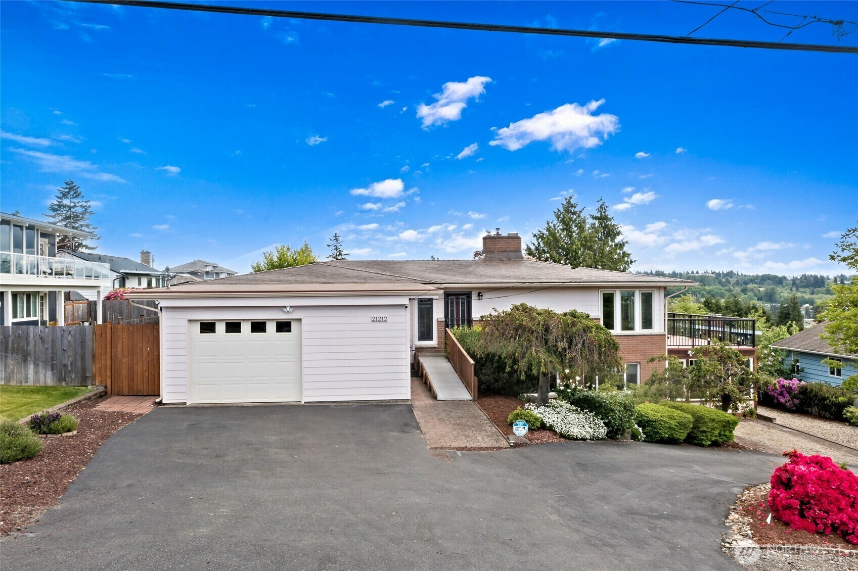 Property Photo:  21212  4th Avenue S  WA 98198 